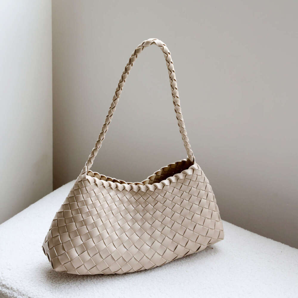 Totebag Shoulder Niche Retro Fashion Handwoven Crescent Versatile New Old Money Style Commuter Underarm Bag For Women ROSE NOIRE