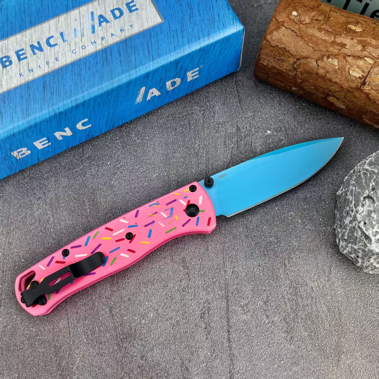BM535 Bugout Donut Pink Aluminum Bearing folding knife pocket knife