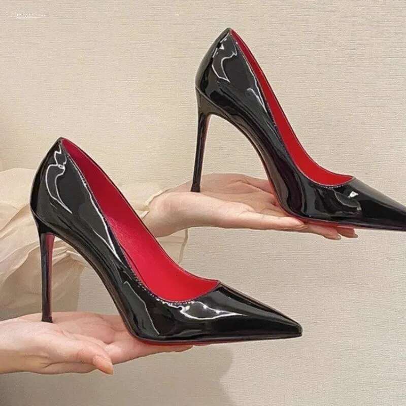 Dress Shoes 2026 Women's 9cm Stiletto Heel Pumps Glossy Patent Leather Pointed-Toe Sexy Chic Evening Party Footwear For Ladies dh4921001