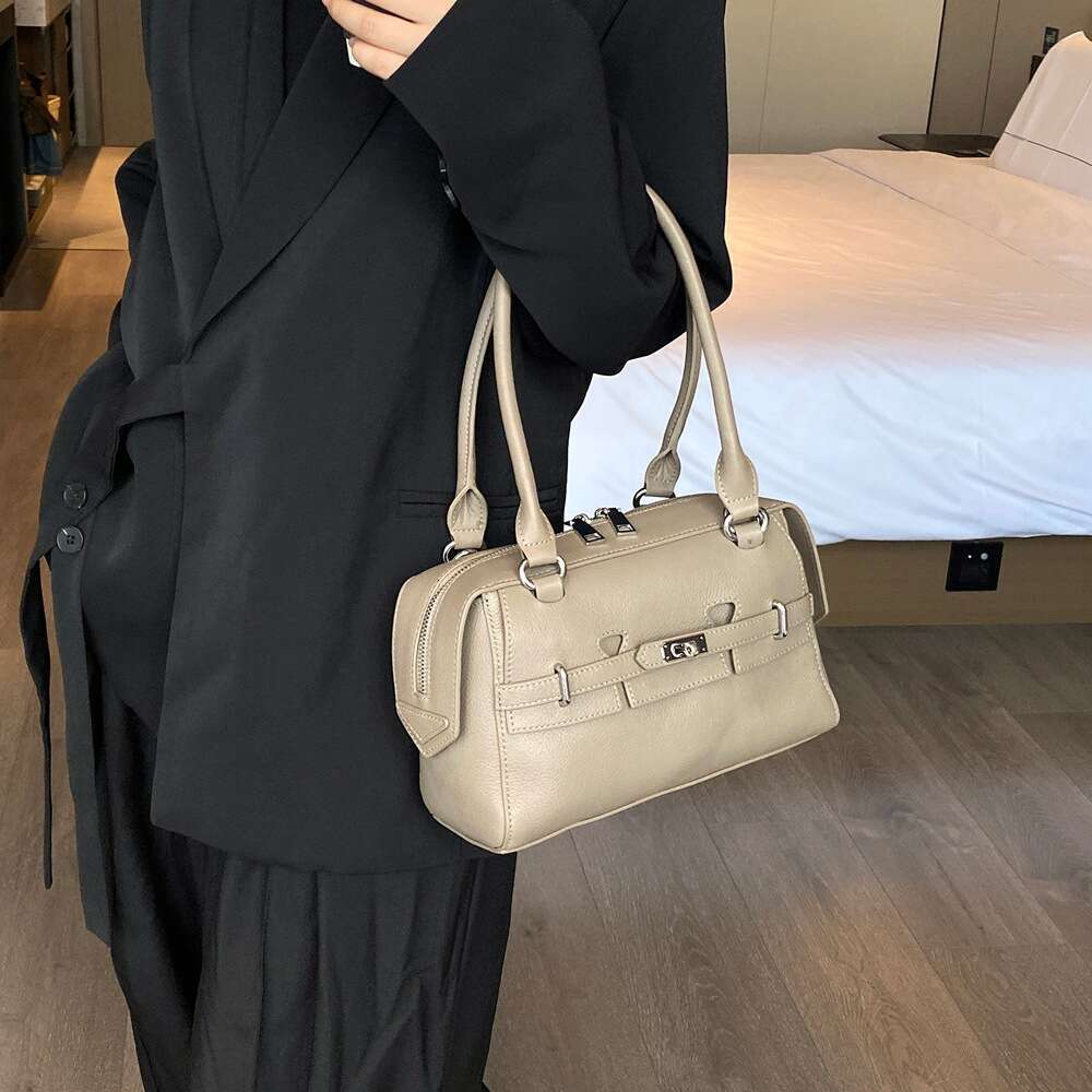 Light Luxury Niche Designer Pillow Bag, French First Layer Cowhide Underarm Bag, Cross Border Natural Drop Simple Shoulder Crossbody Bag SENYY