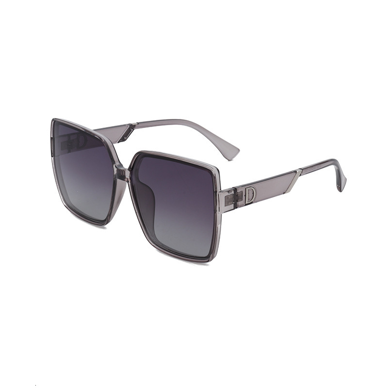 Luxury Brand Designer Fashion Accessories European And American Driving Sunglasses For Women Ins Street Style 2026 New Anti Glare Metal Sun Glasses