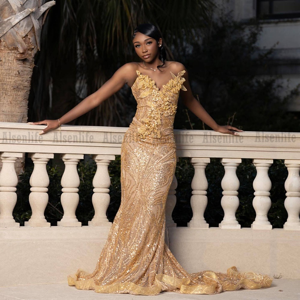 Gold Prom Dresses 2026 Luxury Sequin Beading Black Girls Evening Dress Crystal Birthday Outfits Pleated Party Gowns