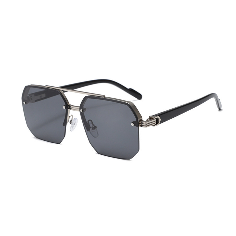 2026 High End Designer Women's Sunglasses Famous Brand Daily Wear Accessories Windproof Sun Shield Outdoor Driving Shades Wholesale
