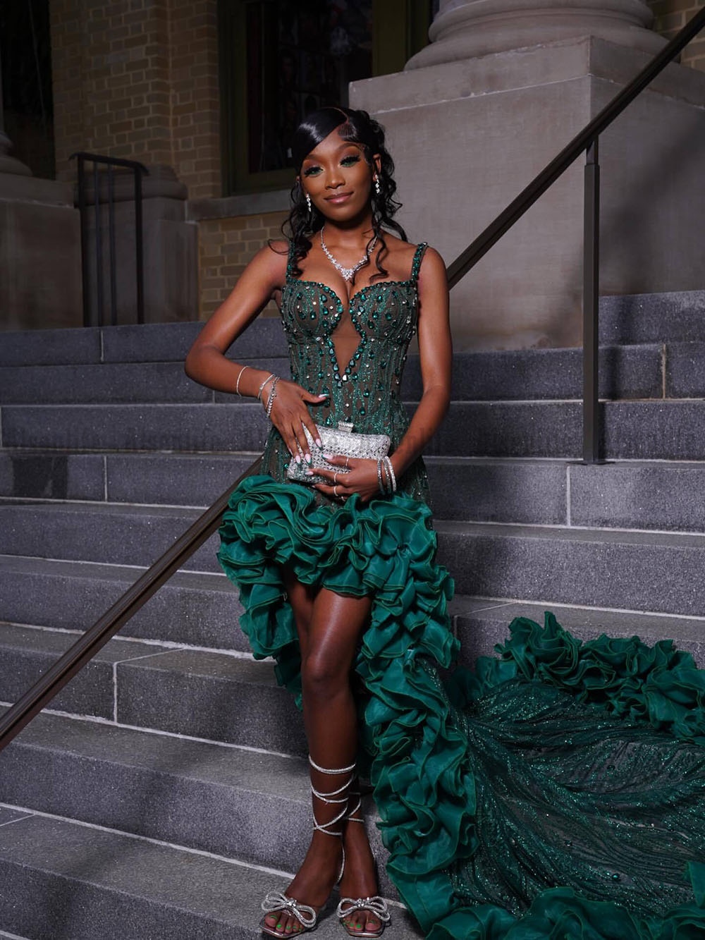Dark Green Mermaid Prom Dresses For Special Occasions Ruffles Slit Birthday Party Dress Diamonds Bead Graduation Gown