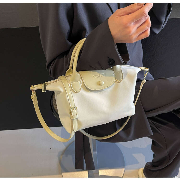 Trendy Niche Design Nylon Women's Handbag Versatile Single Shoulder Crossbody Dumpling Southern Style Bag