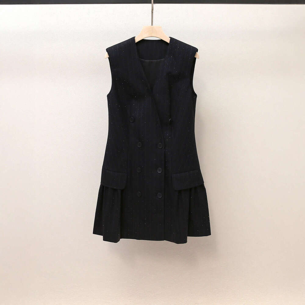 Autumn k30 new French elegant work commuting double breasted striped rhinestone vest, 2026 designer women's pleated skirt