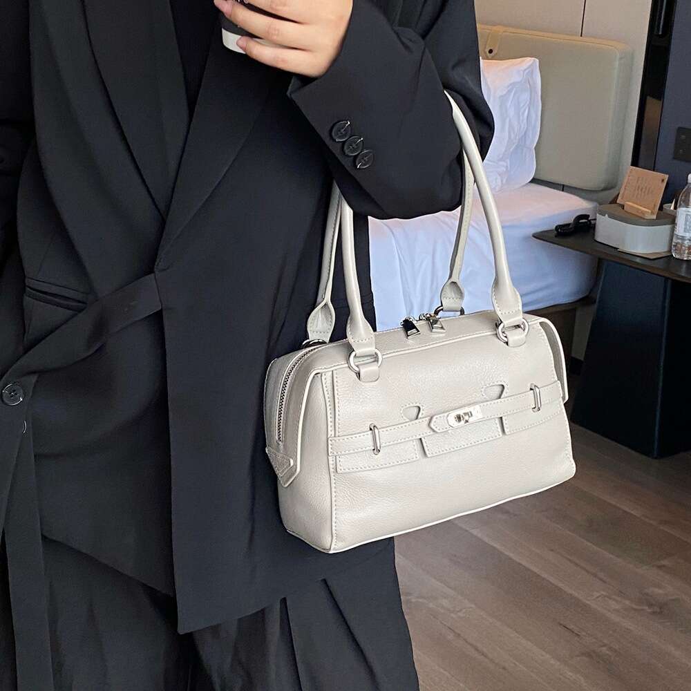 Light Luxury Niche Designer Pillow Bag, French First Layer Cowhide Underarm Bag, Cross Border Natural Drop Simple Shoulder Crossbody Bag SENYY