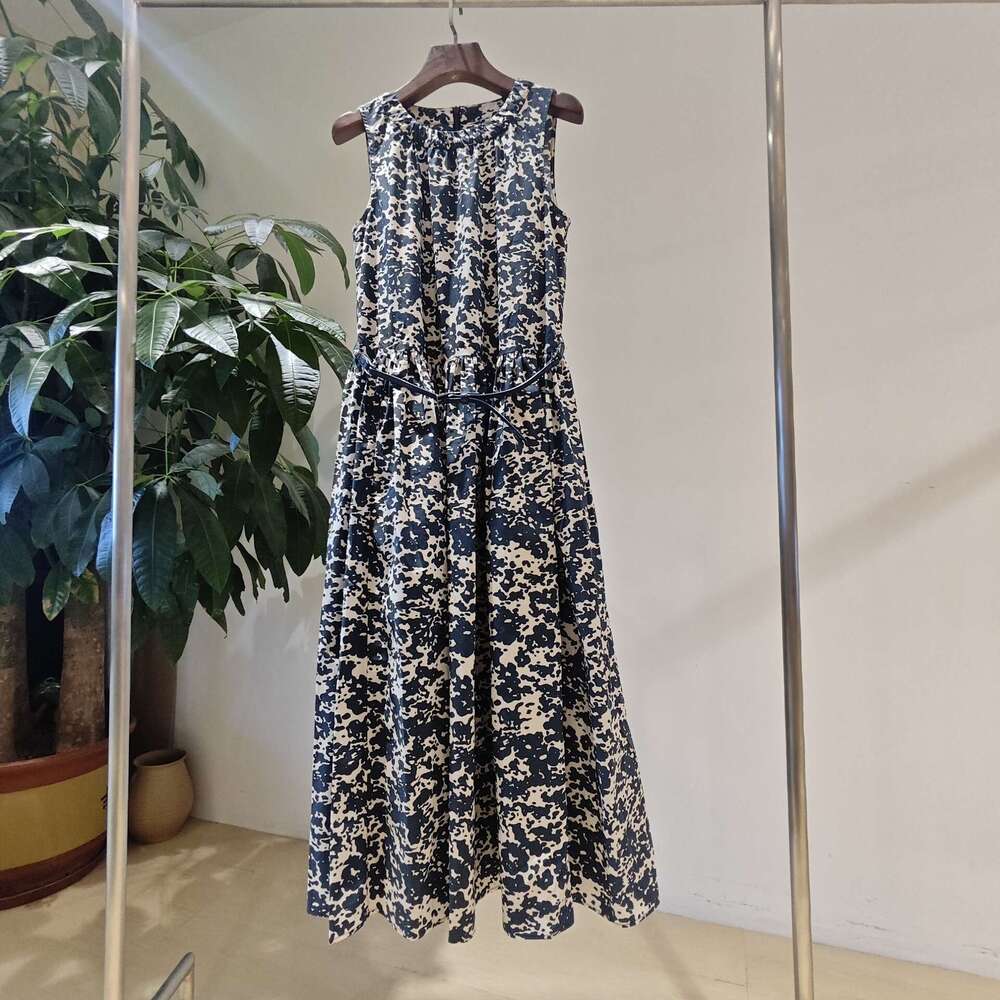 2026 Spring and Summer New Women's Dress, Designer Sleeveless High Waist Lace Flower k30 Long Dress
