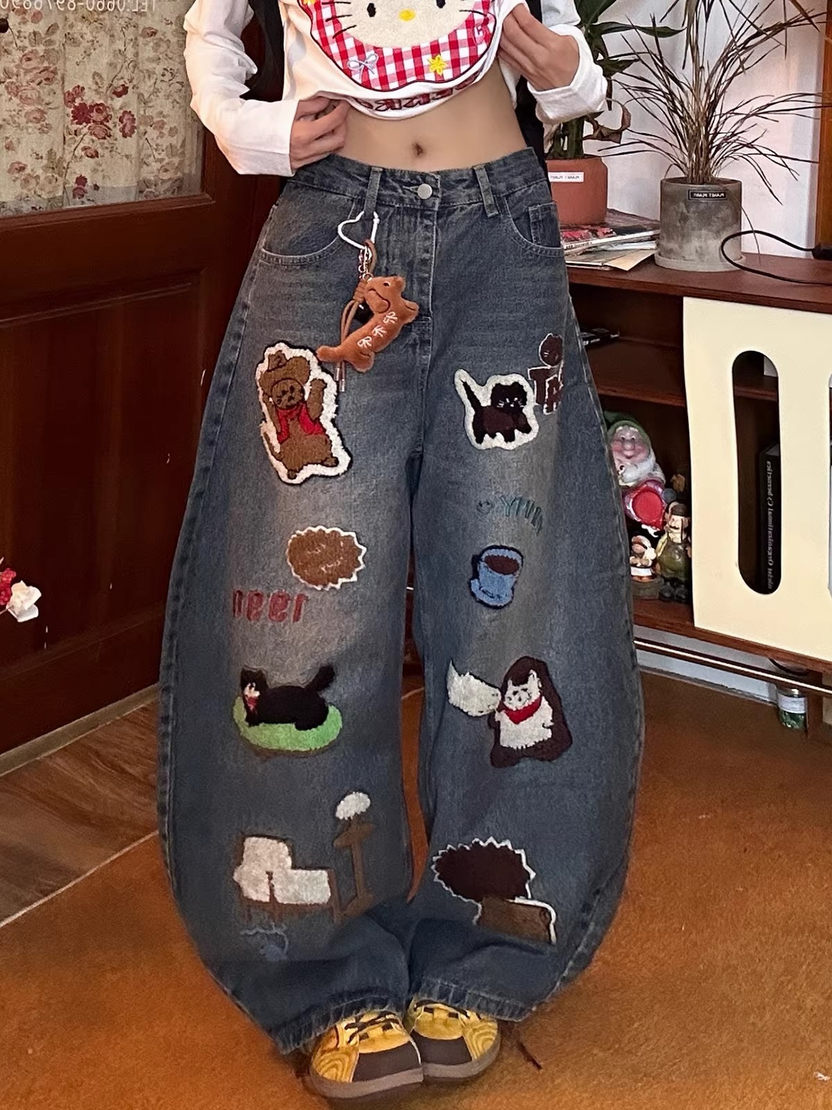 Women's Jeans Retro American Cartoon Floing Embroidery Men Women Cleanfit Waed Loose Wide Leg Pants Couples Casual Fit