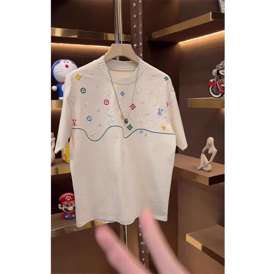 Luxury Brand Designer Mens 2026 Summer New Colorful Embroidery Crew Neck Short Sleeve T-Shirt Trendy Cool Casual Daily Wear Chic Stylish Modern Fashio