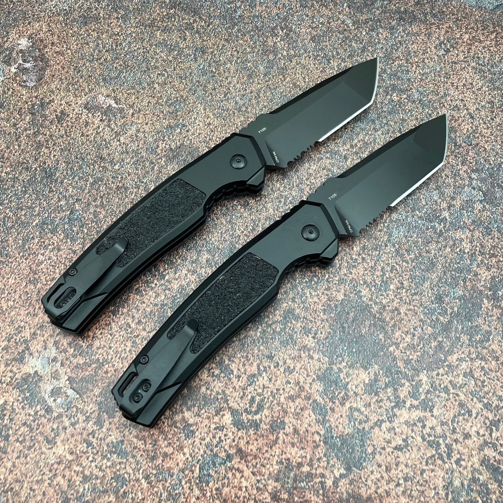 7105 High Hardness Camping Hunting Butcher Knife Fot Meat Cutting Outdoor Hiking Portable Sharp Fixed Blade Knife with Knife Sleeve