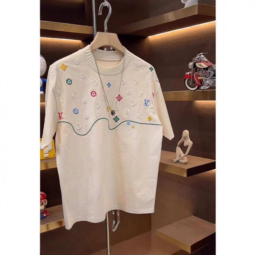 Luxury Brand Designer Mens 2026 Summer New Colorful Embroidery Crew Neck Short Sleeve T-Shirt Trendy Cool Casual Daily Wear Chic Stylish Modern Fashio