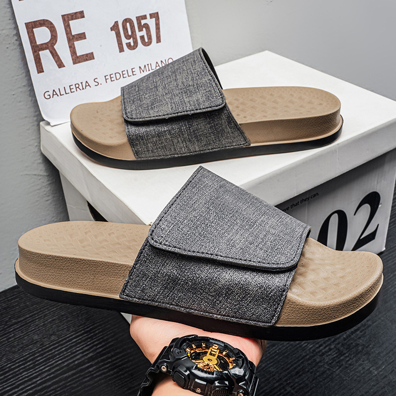 Luxurious Men's Summer New Style Thick-soled Durable Sandals Of 2026 Model High-end Anti-slip Korean-style Simple Outdoor Beach Sandals Designer 