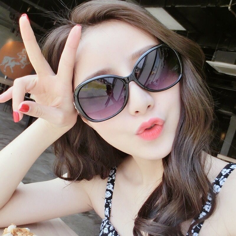 Elliptical Sunscreen Resin Designer Sunglasses Luxury Women's Small Frame Outdoor Street Photography Slim Cycling Glasses Trendy Brand Accessorie