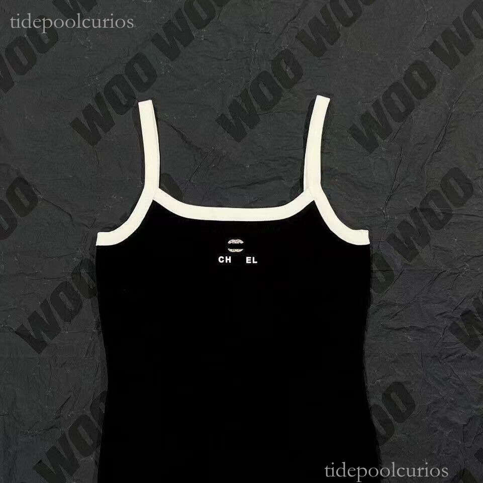 Womens clothes channels t shirt designer women sexy halter chan tops party crop top embroidered cc tank top spring summer backless shirt S-XL453 0aa