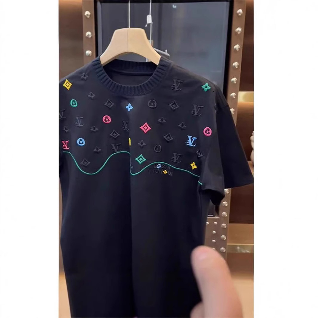 Luxury Brand Designer Mens 2026 Summer New Colorful Embroidery Crew Neck Short Sleeve T-Shirt Trendy Cool Casual Daily Wear Chic Stylish Modern Fashio