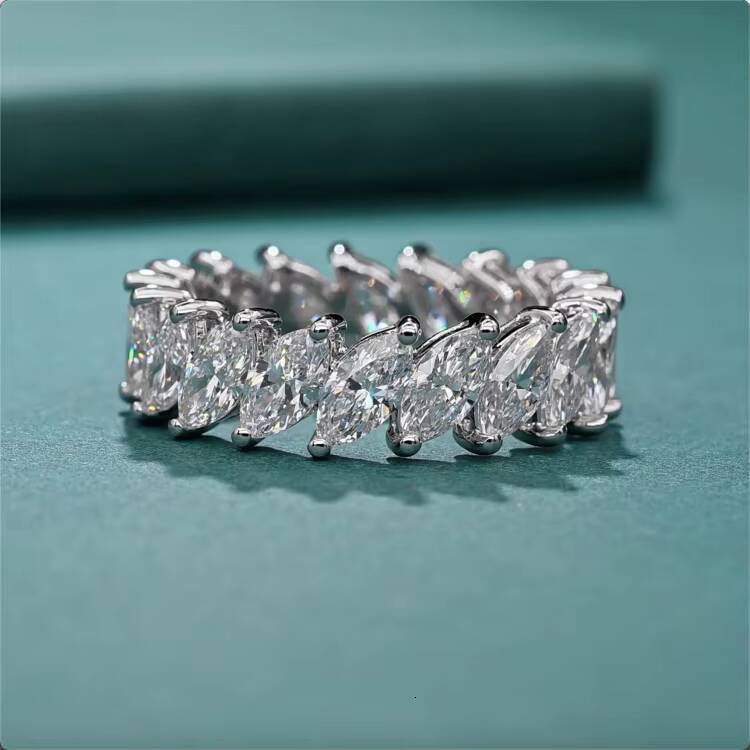 VOAINO Fashion Jewelry Marquise Cutting Lab Grown Diamond Ring 18k Gold With Diamond Original Eternity Band Ring
