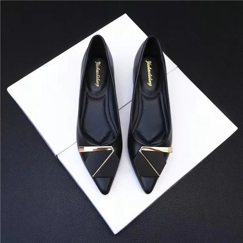 Ladies Footwear Comfortable Womens Flat Shoes Korean Style Stylish Vacation E y Summer 2025 Lastest a Spring 260428