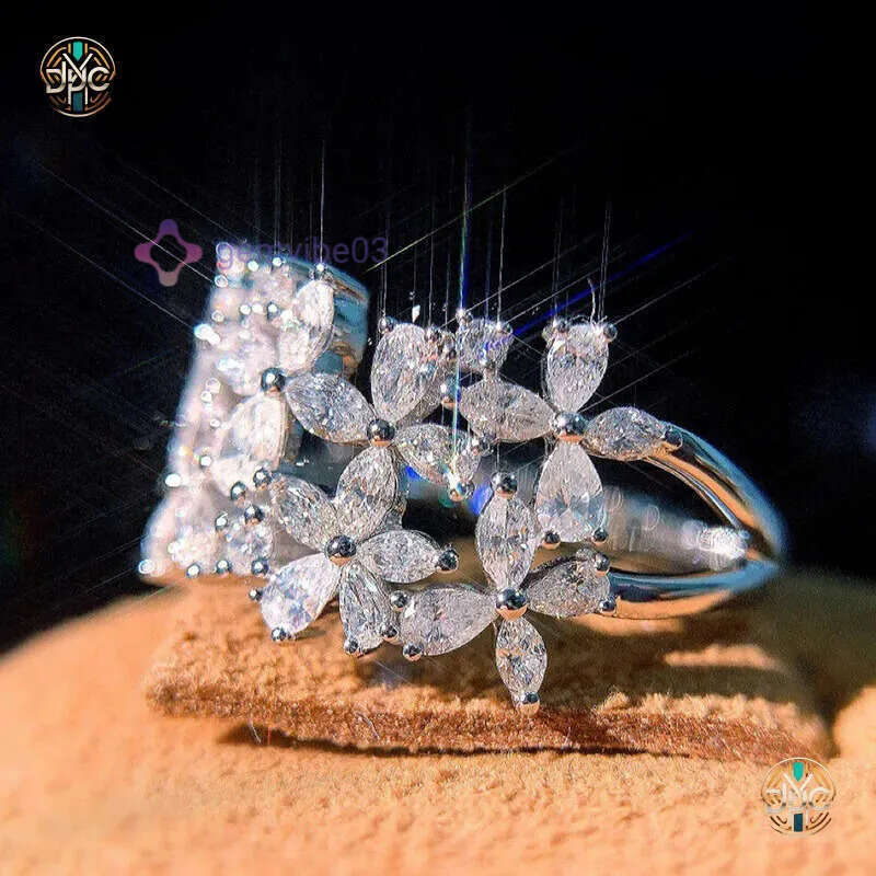 Womens Diamond Fashion Leaf Jewelry Wedding Engagement Ring For Women