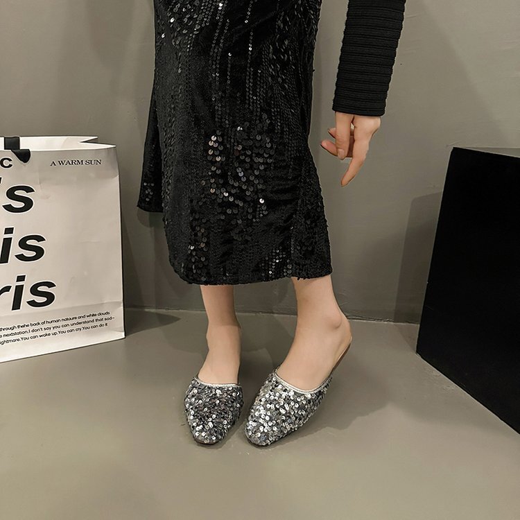 French Style Designer Model High-end Slip-on Sandals Exquisite And Luxurious Women's Single Shoes New Outdoor Style Casual Flat Shoes Sequined Sa