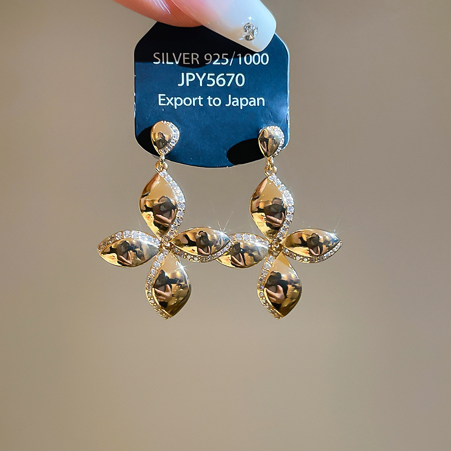 18K real gold plated silver needle zircon flower earrings necklace, light luxury niche collarbone chain, European and American metal style jewelry - view 7
