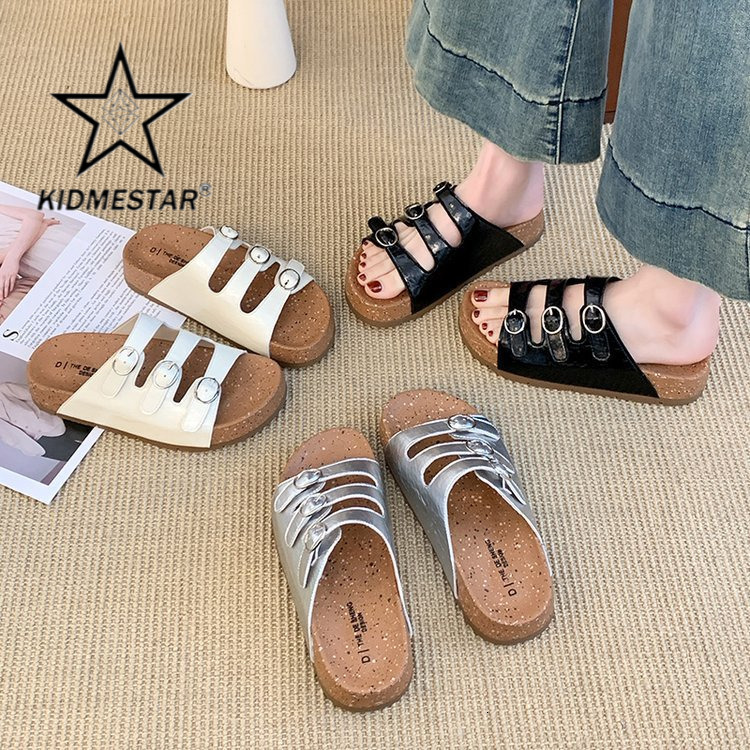 Designer Lady's Retro And Fashionable Three-piece Outdoor Beach Shoes 2026 Summer New Model High-end Flat Sandals With Thick Soles And Comfortabl