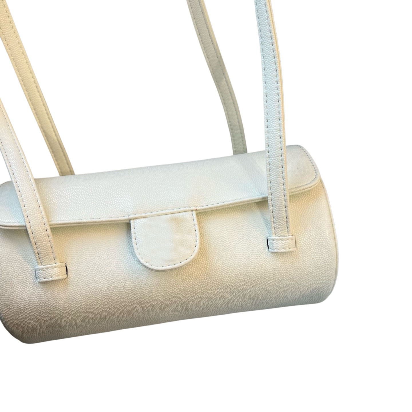 Chic Ladies' Compact Purse Sophisticated Storage Solution Featuring Luxurious Materials