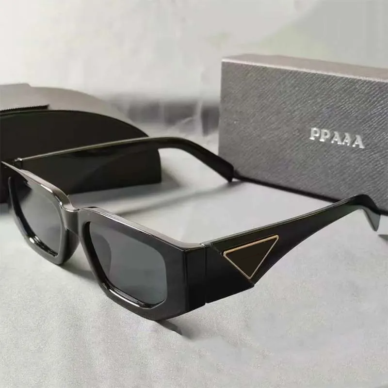 Designer Sunglasses Classic Eyeglasses Goggle Outdoor Beach Sun Glasses For Man Woman Mix Optional Signature