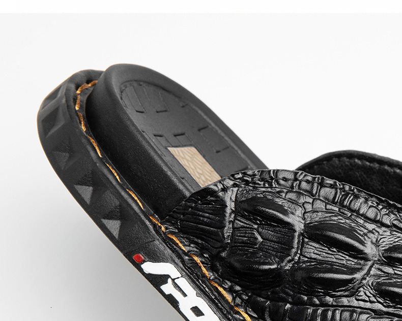Fashionable Crocodile-patterned Beach Men's Luxurious Sandals Designed By A Renowned Designer New Summer Style Comfortable Outdoor Cool And Breat