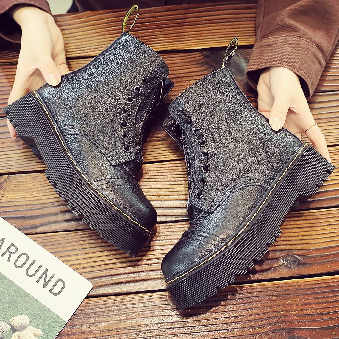Designer shoe Sinclair front-zip leather stitched for both men and women, height-increasing thick-soled Martin boots