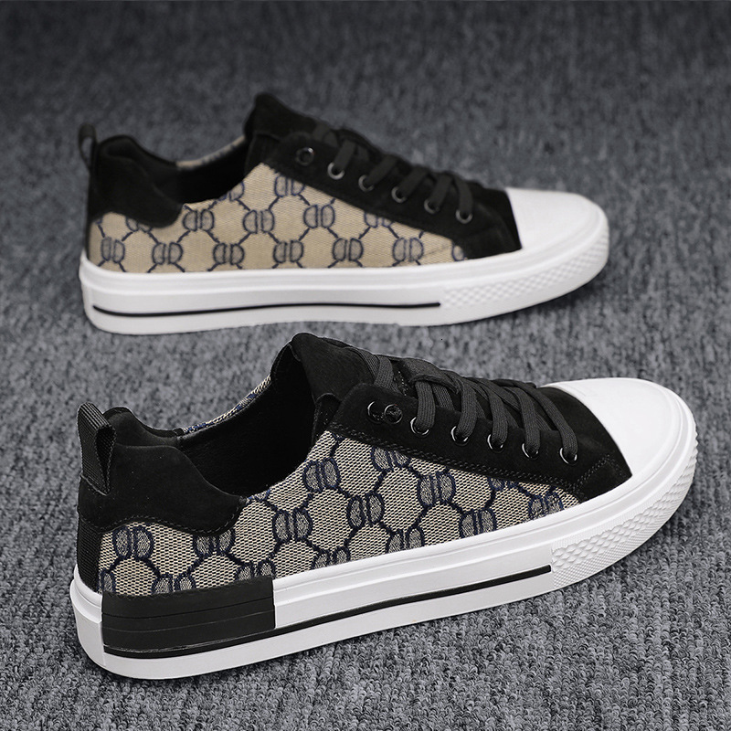 Designer shoe European Style Men's No-Tie British Trendy Brand Canvas for Jeans Soft Sole Non-Slip Slip-On Shoes