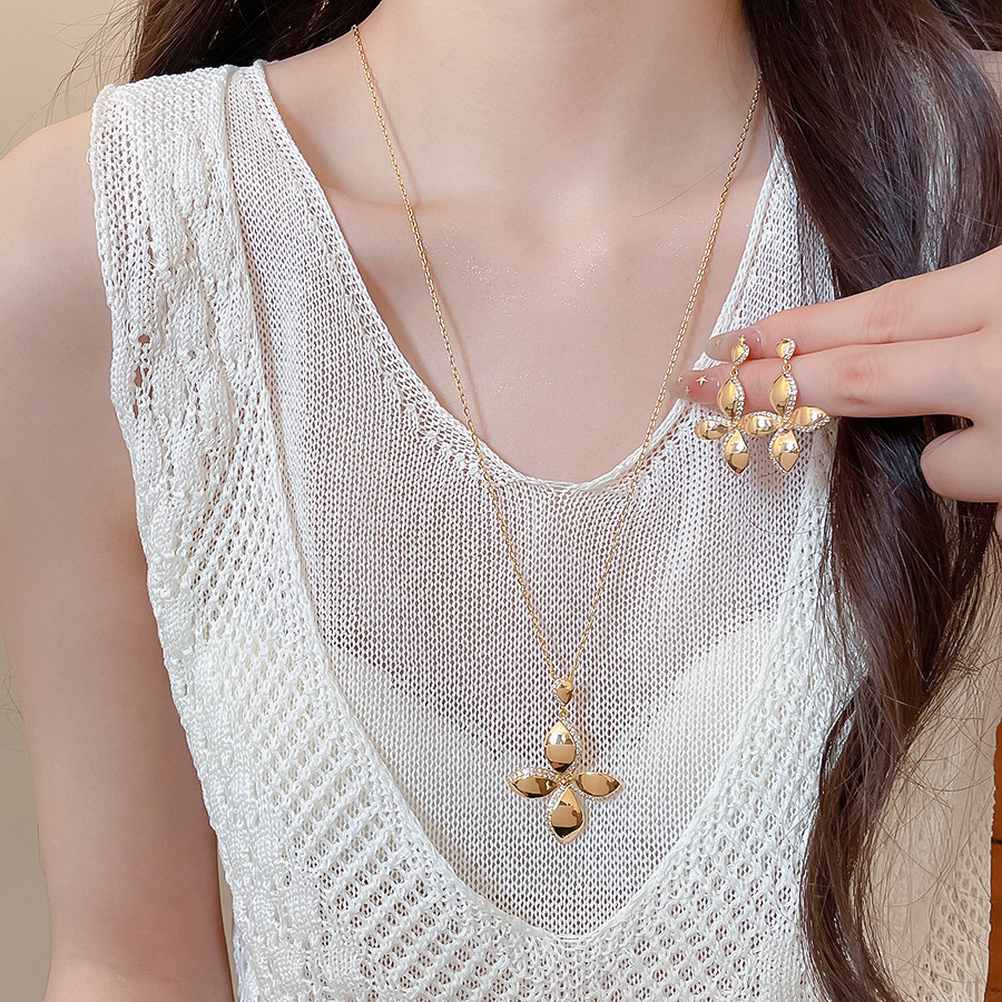 18K real gold plated silver needle zircon flower earrings necklace, light luxury niche collarbone chain, European and American metal style jewelry - view 3