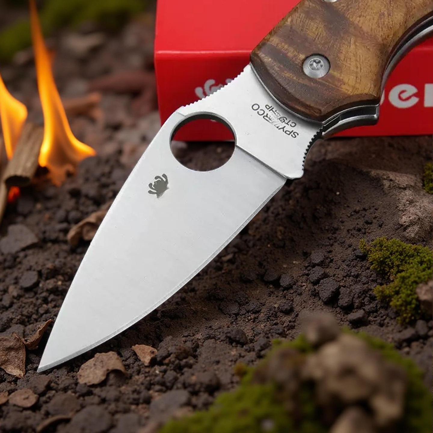 C152 Wood Handle Outdoor Folding High Hardness Camping Portable Pocket Tool Knife