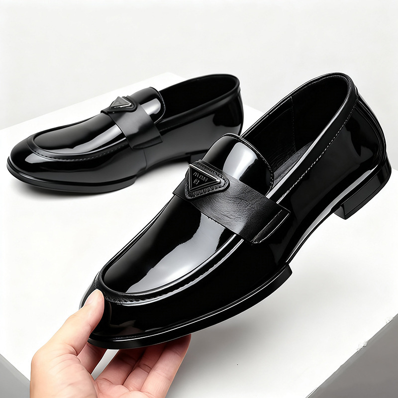 Designer shoe New Men's Patent Leather Glossy Casual Slip-On British Business Formal Shoes
