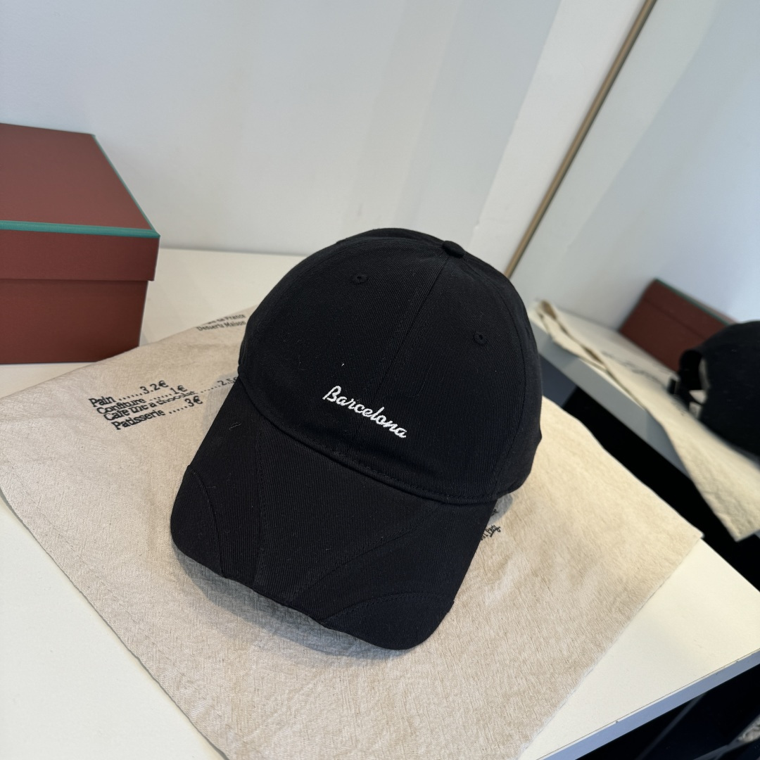 designer baseball cap Classic Embroidered letters caps designer hat cap ball caps Street cap for women Outdoor Ladies summer Fasion Casual Streetwear Hat
