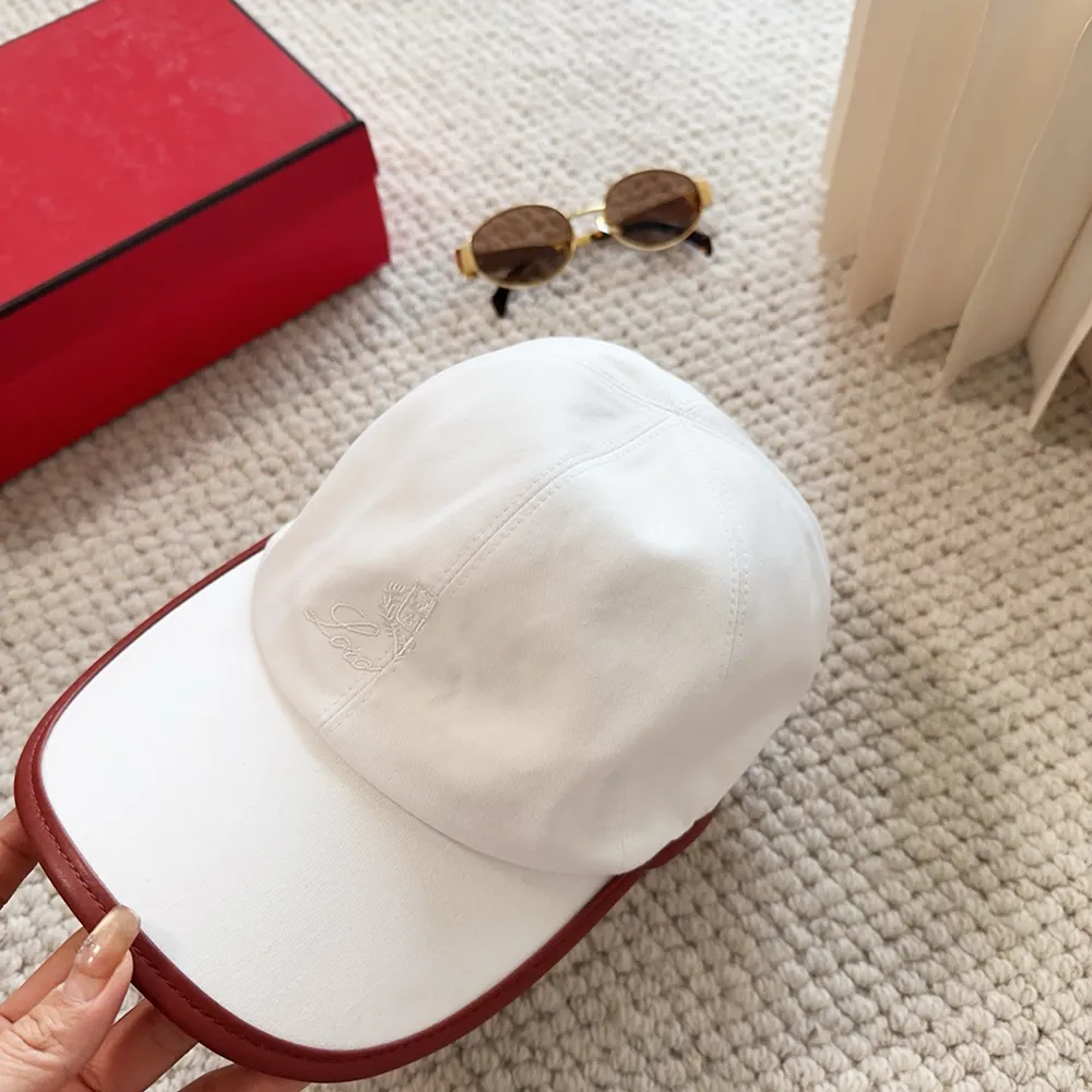 Designer classic baseball cap Luxury men Street Style embroidery hats Summer casual travel essential women baseball cap Birthday gift with gift box very good