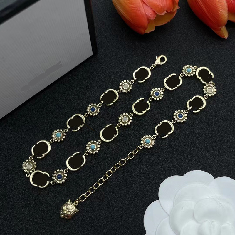 Necklaces Gold Plated Brass Copper Designer Necklaces Choker Chain G-Letter Pendants Fashion Womens Necklace Wedding Jewelry Accessories
