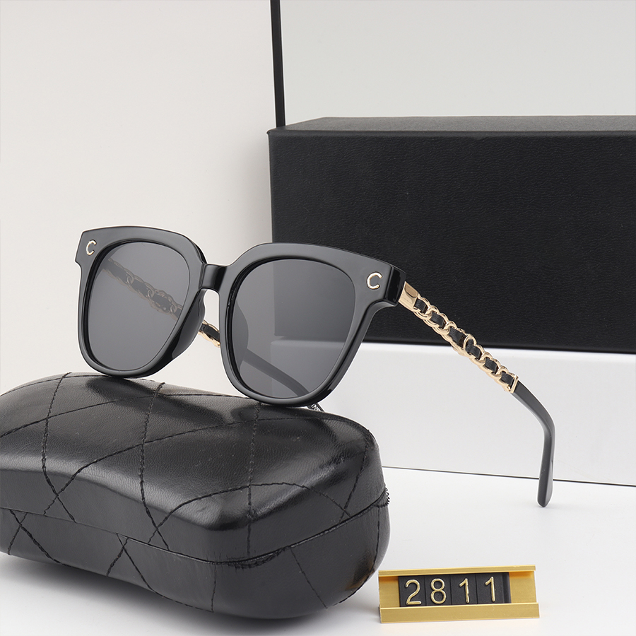Designer Sunglass Luxury Sunglasses Classic Sun Glasses Men Women Eyeglasses Adumbral Fashion Goggles Polarized Multiple Colors Optional Top Quality Casual