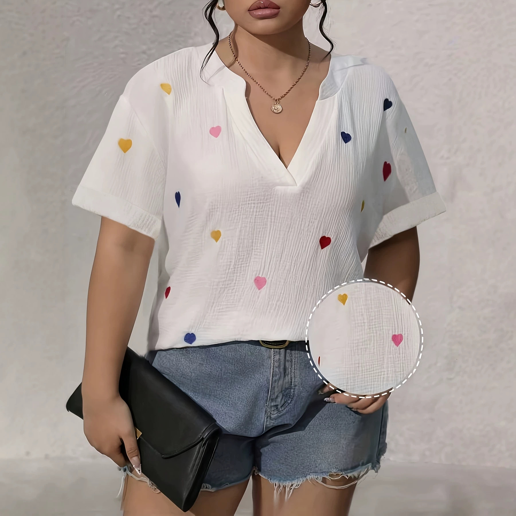 Women's V Neck Printed T Shirt Designer Loose Fit 2026 Summer New Casual Short Sleeve Top For Daily Street Weekend And Casual Outdoor Wear