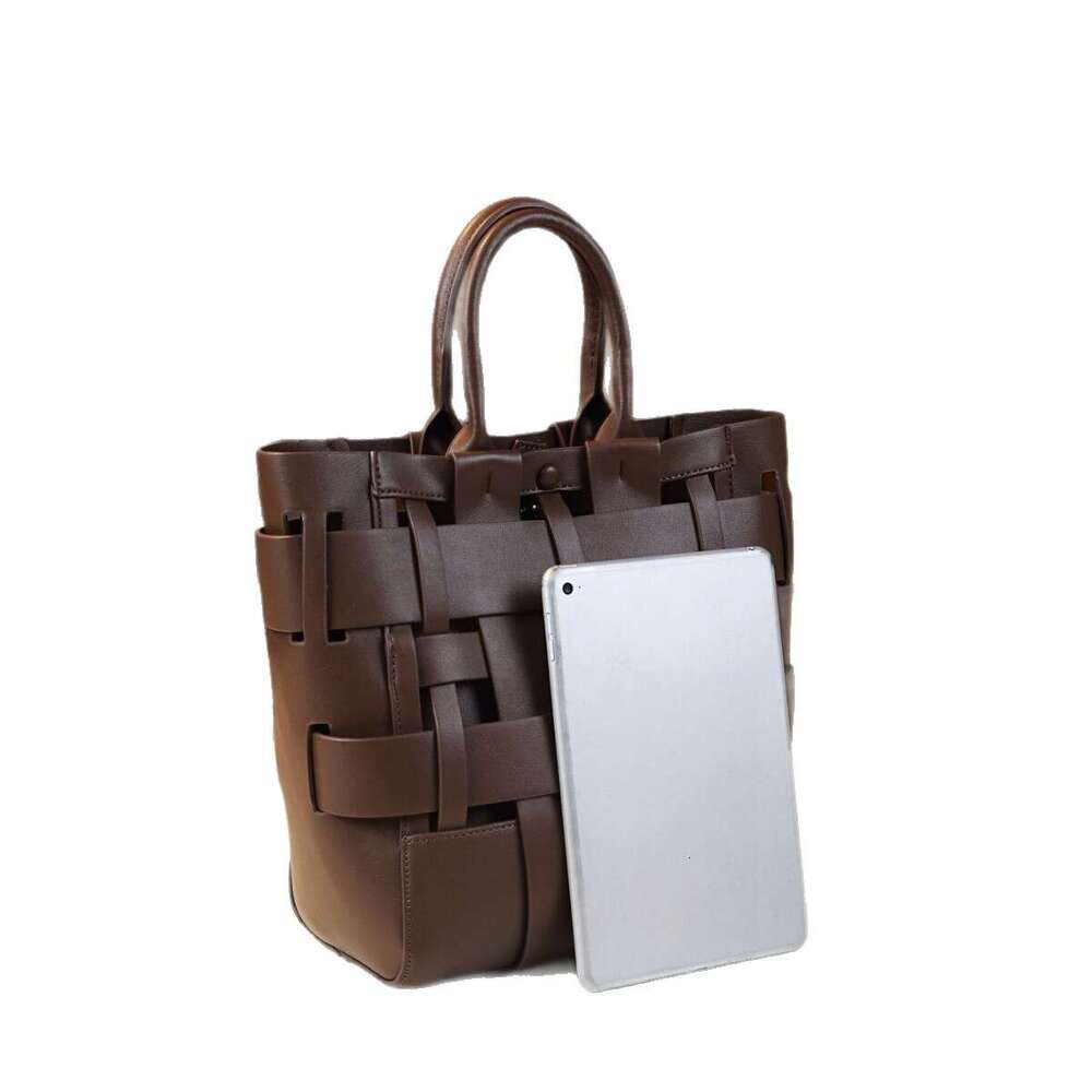 2026 New Arrival Women Hollow Woven Bucket Bag, Trendy Commuter Versatile Large Capacity Handheld Crossbody Shoulder Casual Daily Handbag SENYY