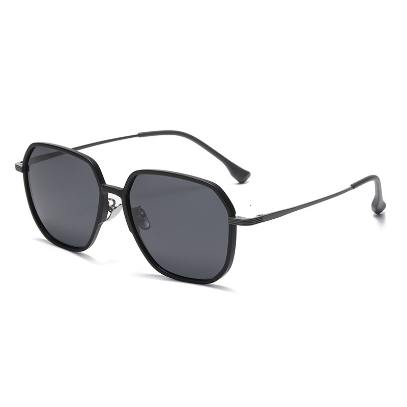 Sunglasses for Men Polarized Sun Glasses Travel Eyewears Classic Pilot Goggle with uv Protection 8480 250213