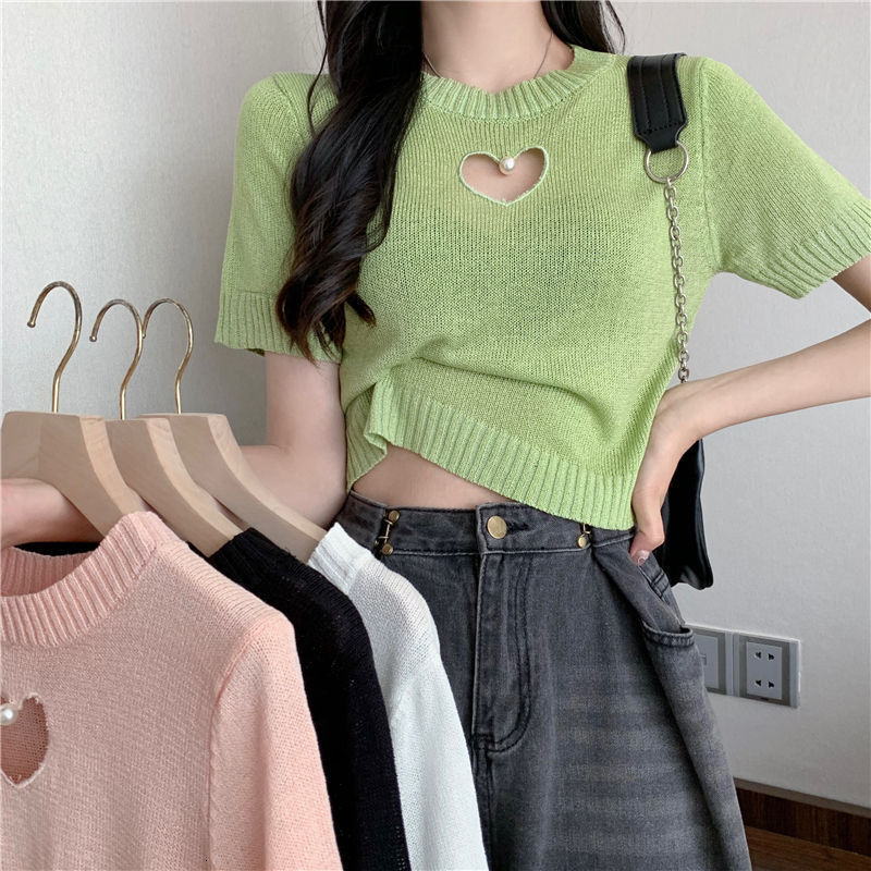 Sweetheart Cutout Crew Neck Knit Top Designer Slim Fit 2026 Summer New Women's Short Sleeve Casual Top For Daily Street And Weekend Activities