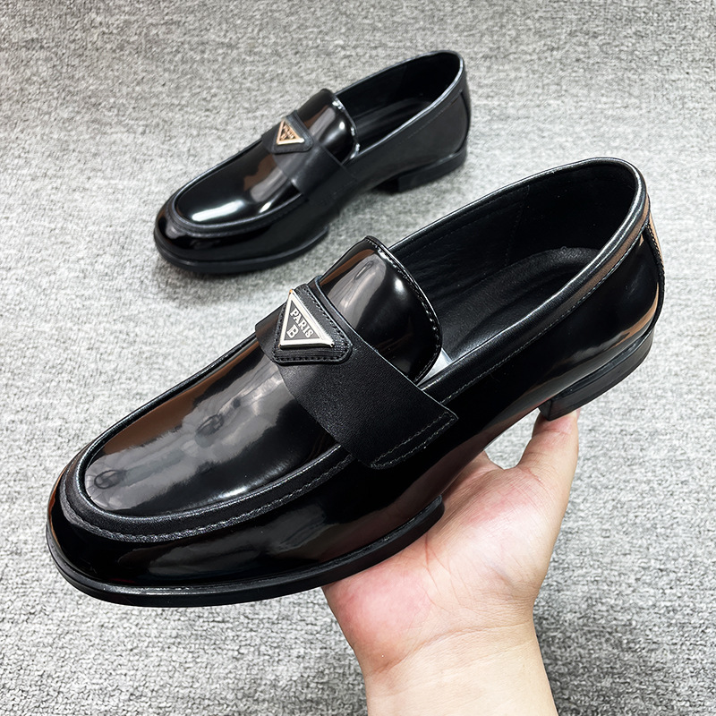 Free delivery luxury Dress Shoes Fashionable men's leather shoes casual one foot shoes men's fashionable formal shoes