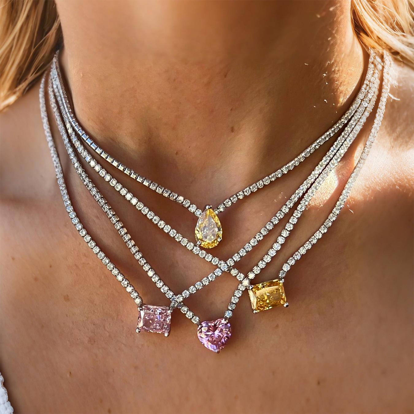 Vintage 18K Gold Pink Love Heart Diamond Pendant Necklace Fashion Water Drop Heart Tennis Chain Necklace Bling Full Crystal Choker Jewelry Accessory F