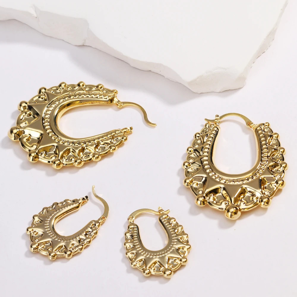 XED370 Bohemian Gold-Plated U-Shaped Hoop Earrings for Women, Crown Stitching Design, Beach Style Clip-On Jewelry - view 5