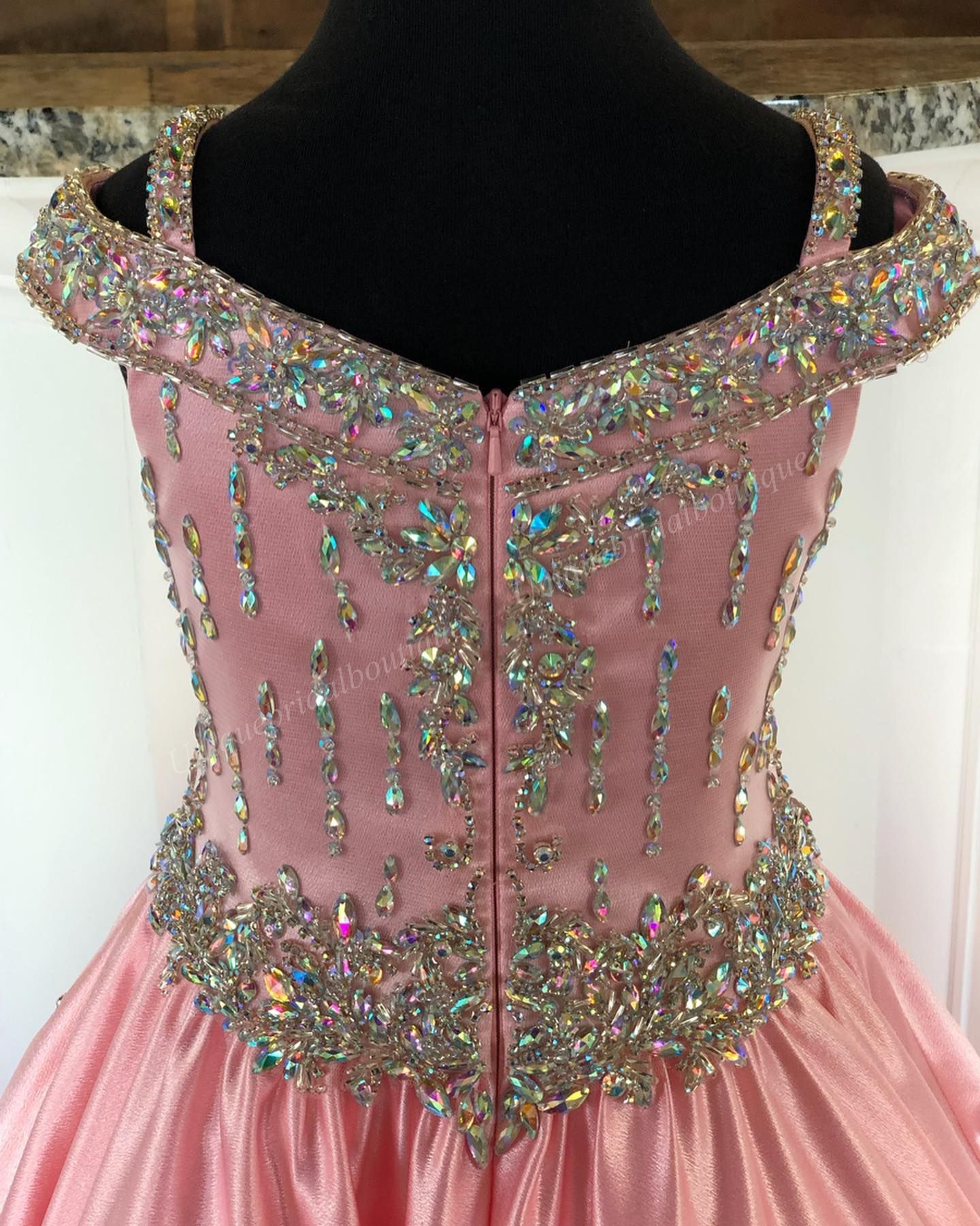 Little Miss Pageant Dress for Teens Junior Toddler Preteen 2026 Beading AB-Stones Crystal Pink Satin Long Girls Prom Gown Formal Party rosie Off-the-S