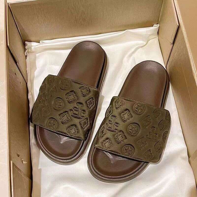 Summer New Thick-Soled Slippers For Outdoor Wear, Internet Celebrity Magic Tape Platform Embossed Versatile One-Word Sandals