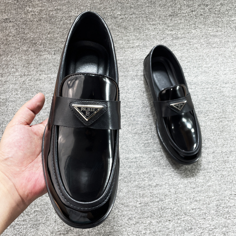 Free delivery luxury Dress Shoes Fashionable men's leather shoes casual one foot shoes men's fashionable formal shoes