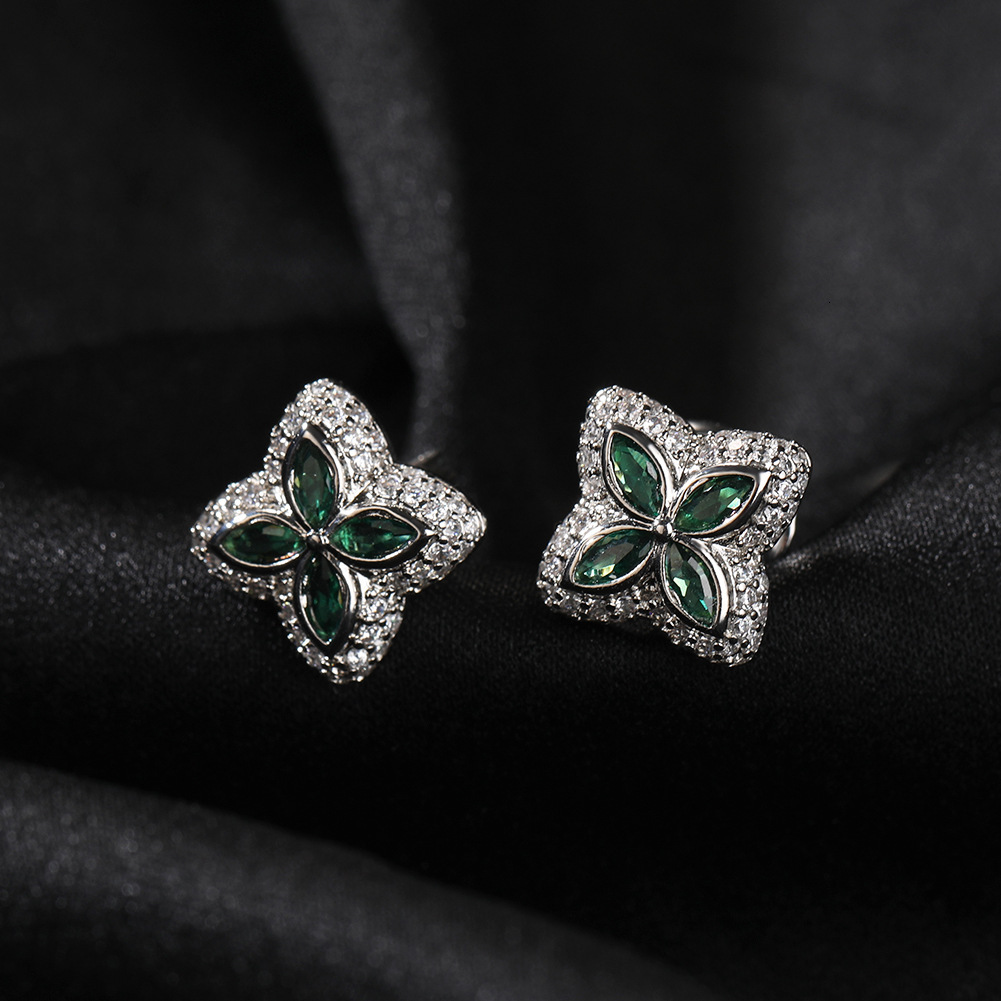 Designer Jewelry New earrings with zirconia with steel pins simple and elegant design highend and stylish ear accessories Luxury brand accessories