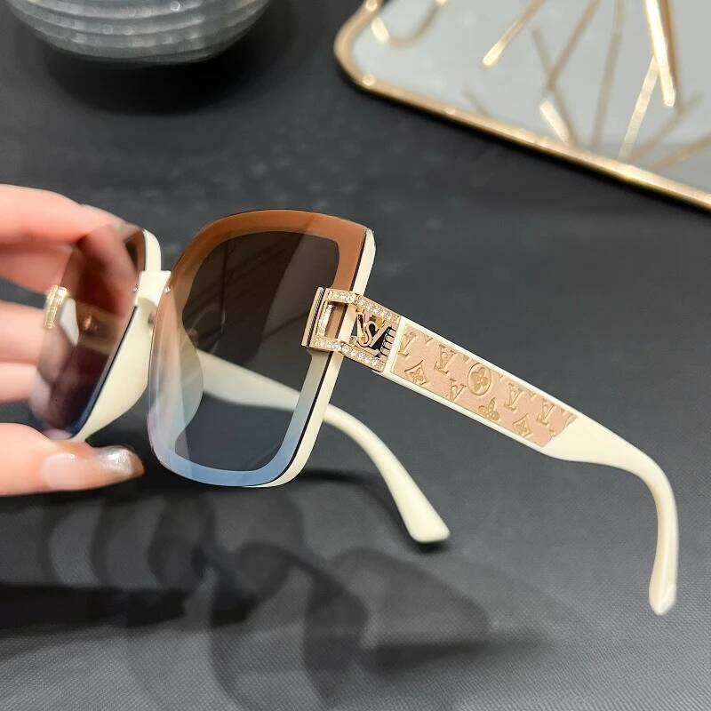 Polarized Square Sunglasses Women Trendy Luxury Sun Glasses New Vintage Leather Print Glitter Eyewears Uv400 Gafas De Sol